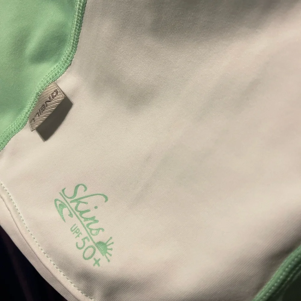 O'Neill Green and White Women's Swim Top - Picture 5 of 6